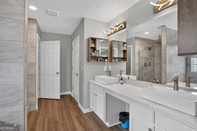 29 Creekview Court, Acworth, GA 30101