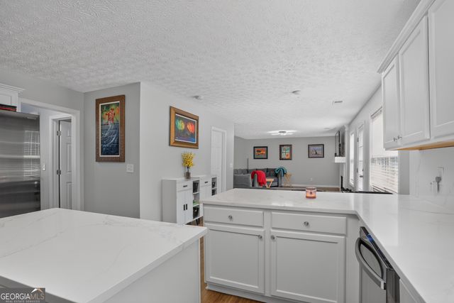 29 Creekview Court, Acworth, GA 30101