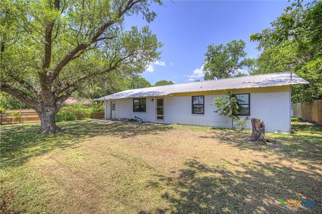 440 Rusch Lane, New Braunfels, TX 78132