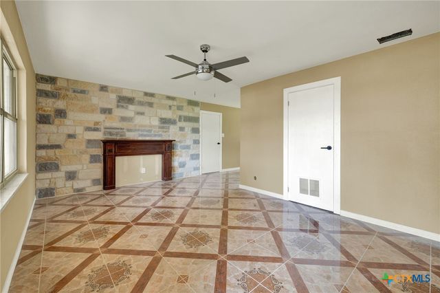 440 Rusch Lane, New Braunfels, TX 78132