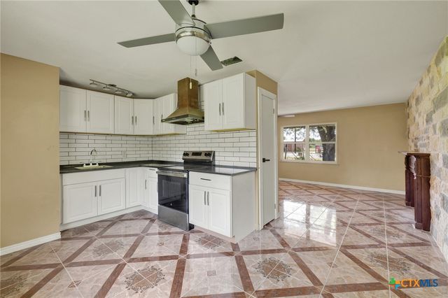 440 Rusch Lane, New Braunfels, TX 78132