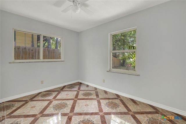 440 Rusch Lane, New Braunfels, TX 78132