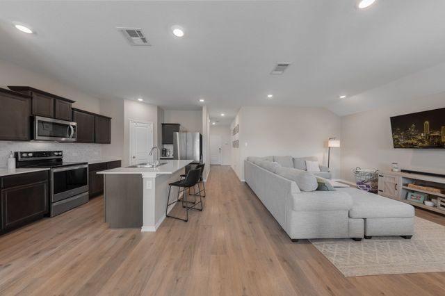 6531 Sand Dune Way, Princeton, TX 75407