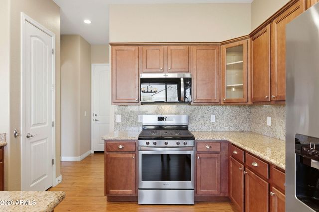 6293 E LIVINGSTON Loop, Prescott Valley, AZ 86314