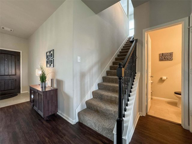 2 Eagle Lake Court, Manvel, TX 77578