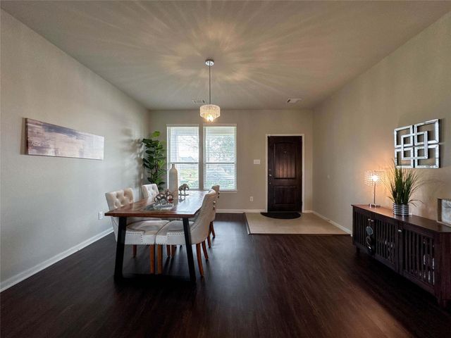 2 Eagle Lake Court, Manvel, TX 77578