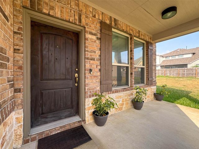 2 Eagle Lake Court, Manvel, TX 77578