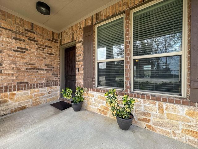 2 Eagle Lake Court, Manvel, TX 77578