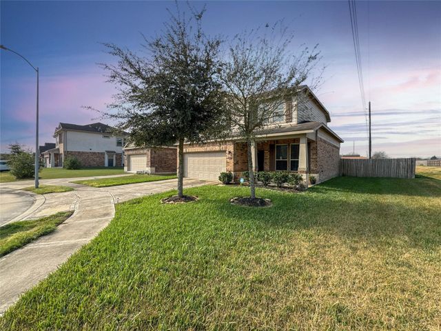 2 Eagle Lake Court, Manvel, TX 77578