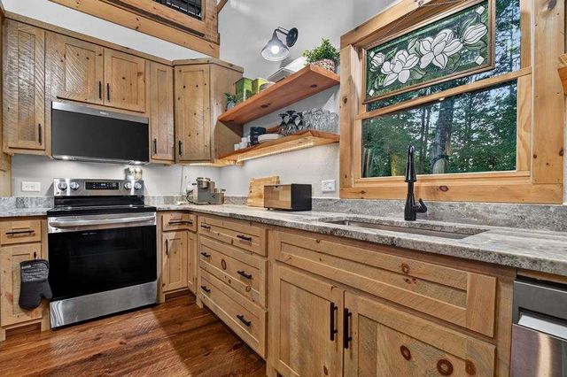 270 Wild Oaks Way, Ellijay, GA 30540