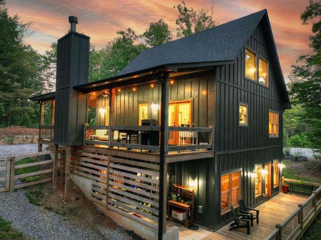 270 Wild Oaks Way, Ellijay, GA 30540