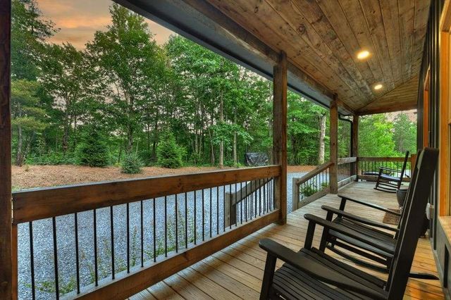270 Wild Oaks Way, Ellijay, GA 30540