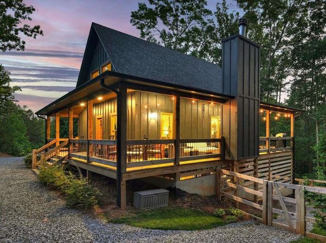 270 Wild Oaks Way, Ellijay, GA 30540