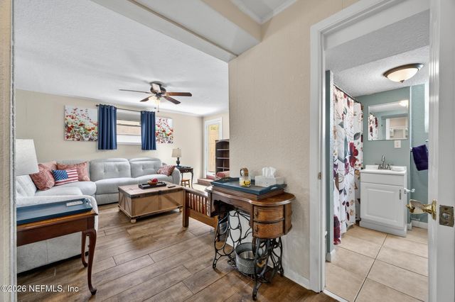 8622 ST PATRICK Lane, Jacksonville, FL 32216