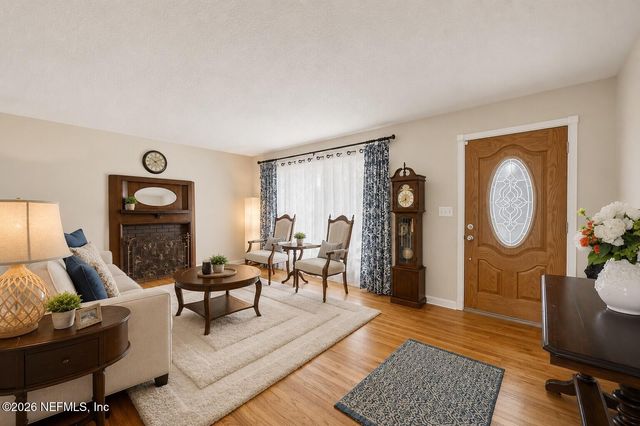 8622 ST PATRICK Lane, Jacksonville, FL 32216