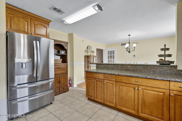 8622 ST PATRICK Lane, Jacksonville, FL 32216