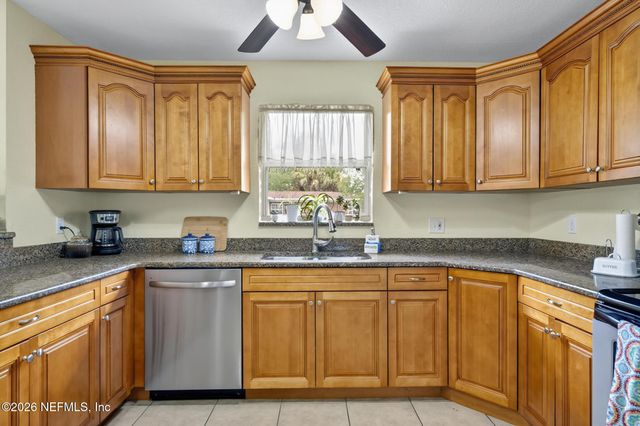 8622 ST PATRICK Lane, Jacksonville, FL 32216