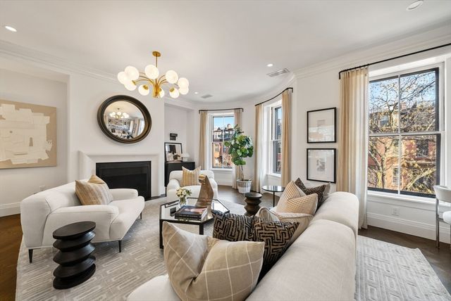 30 Concord Sq 2, Boston, MA 02118