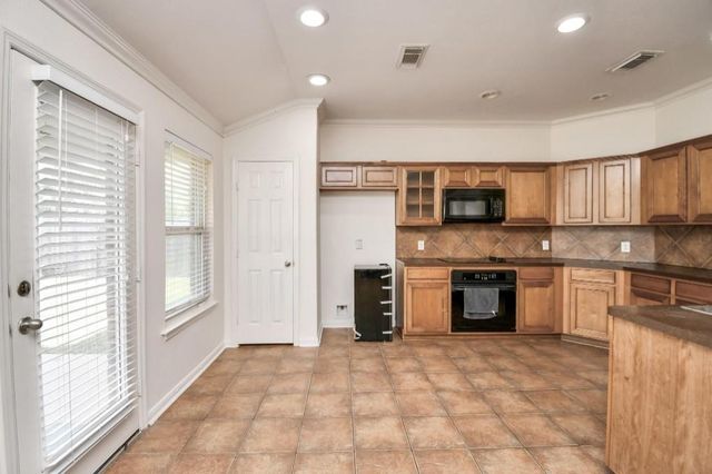 12818 Schiller Park Lane, Houston, TX 77014