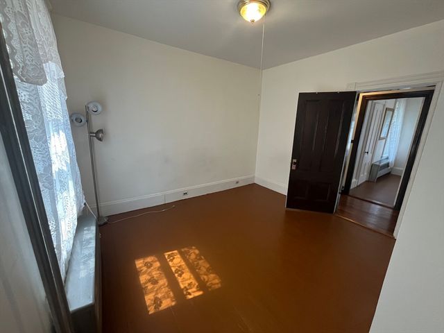 32 Howell St. 2, Boston, MA 02125