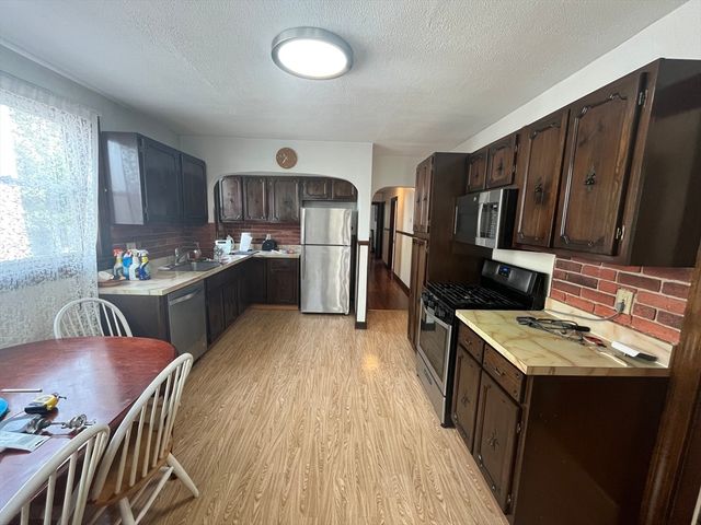 32 Howell St. 2, Boston, MA 02125