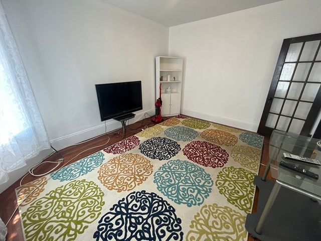 32 Howell St. 2, Boston, MA 02125