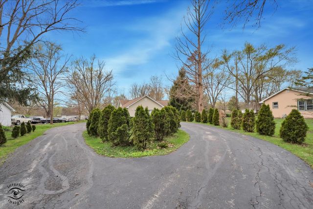 23336 S Kings Road, Steger, IL 60475