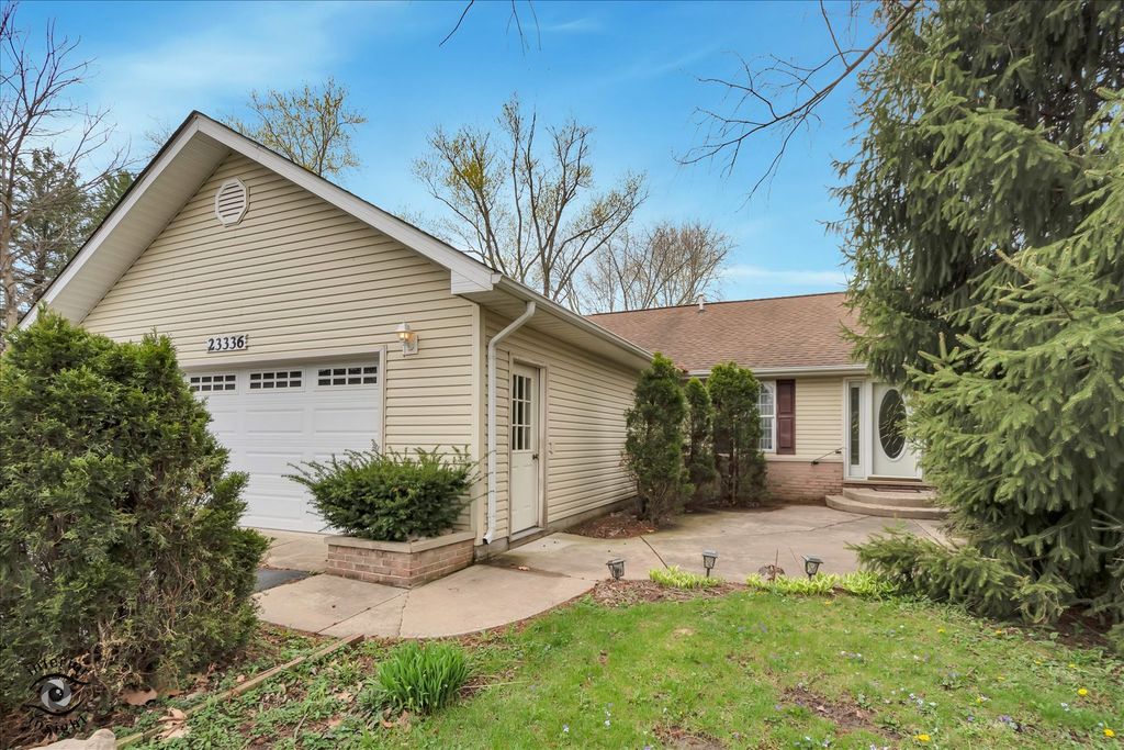23336 S Kings Road, Steger, IL 60475 — photo 2