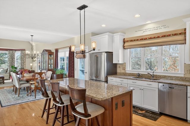 18 Aberdeen 18, Plymouth, MA 02360