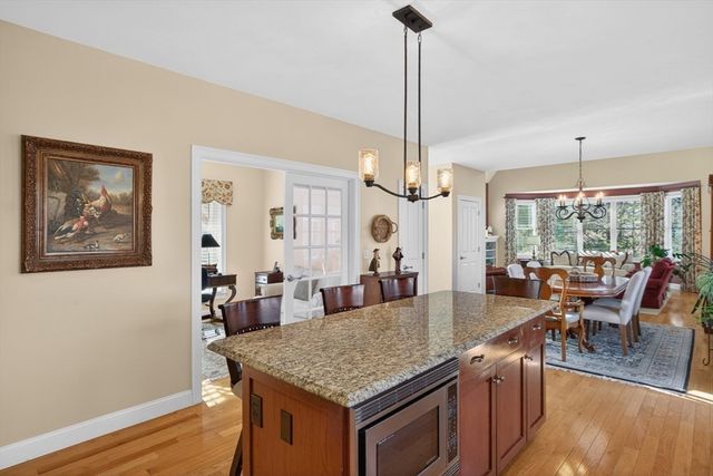 18 Aberdeen 18, Plymouth, MA 02360