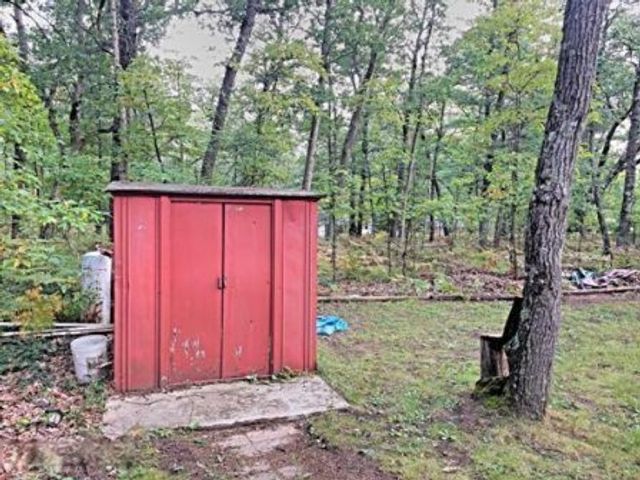 8024 W Hemlock Avenue, Lake Twp, MI 49304