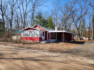 8024 W Hemlock Avenue, Lake Twp, MI 49304