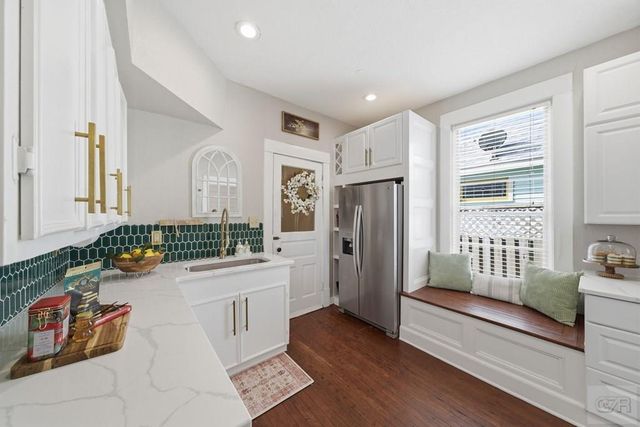 1001 Ave K, Galveston, TX 77550