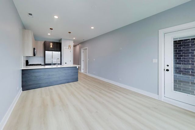 6550 S Maryland Avenue 3, Chicago, IL 60637