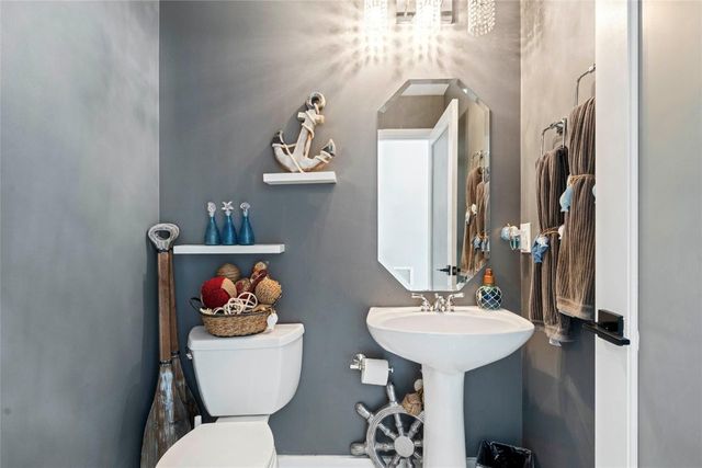 5869 NW 56th Drive, Coral Springs, FL 33067