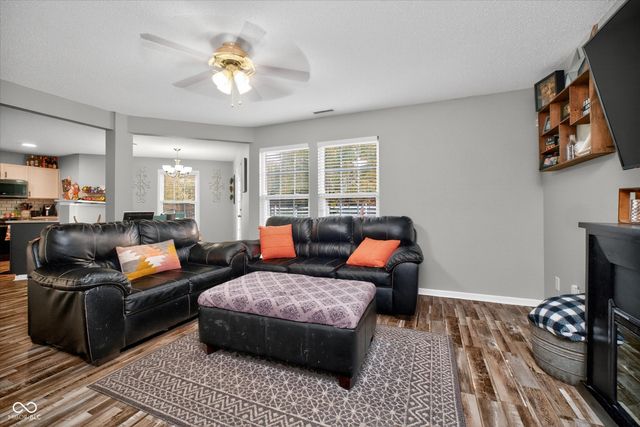 8219 Firefly Way, Indianapolis, IN 46259