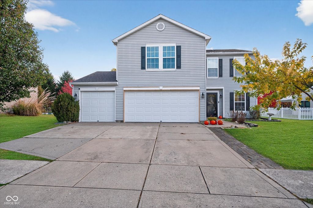 8219 Firefly Way, Indianapolis, IN 46259