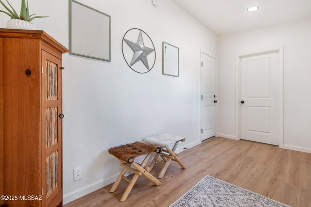 2610 W Medici Drive, Tucson, AZ 85741