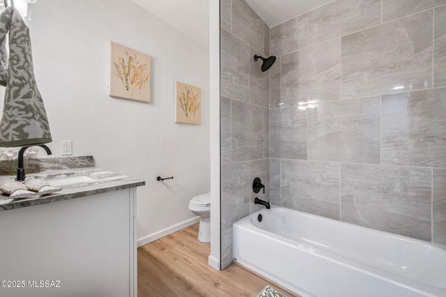 2610 W Medici Drive, Tucson, AZ 85741