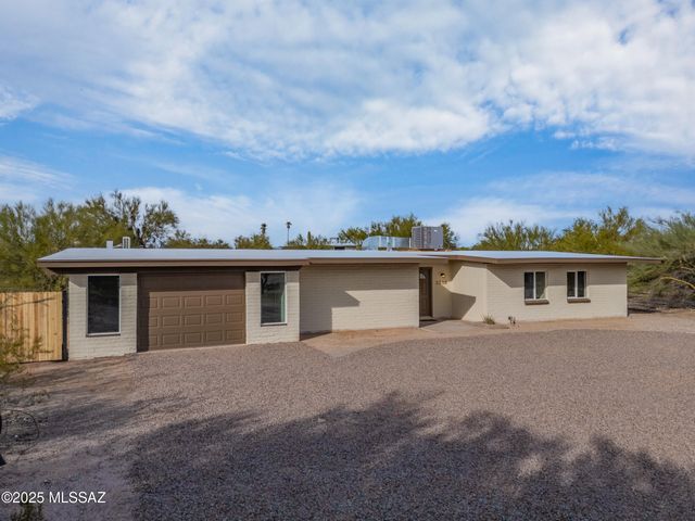 2610 W Medici Drive, Tucson, AZ 85741