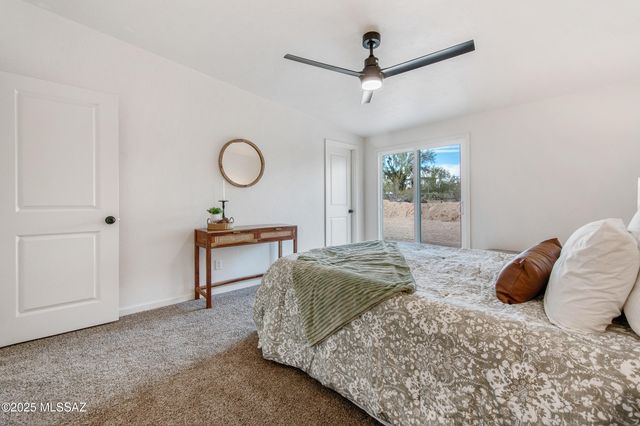 2610 W Medici Drive, Tucson, AZ 85741