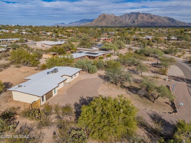 2610 W Medici Drive, Tucson, AZ 85741