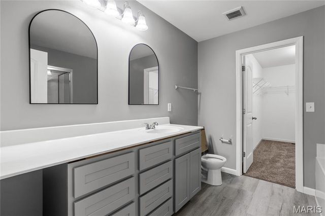 20 Derby Way Court, Wentzville, MO 63385