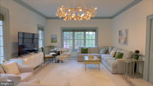 1289 BALLANTRAE FARM DR, Mclean, VA 22101