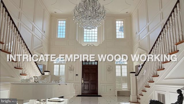1289 BALLANTRAE FARM DR, Mclean, VA 22101