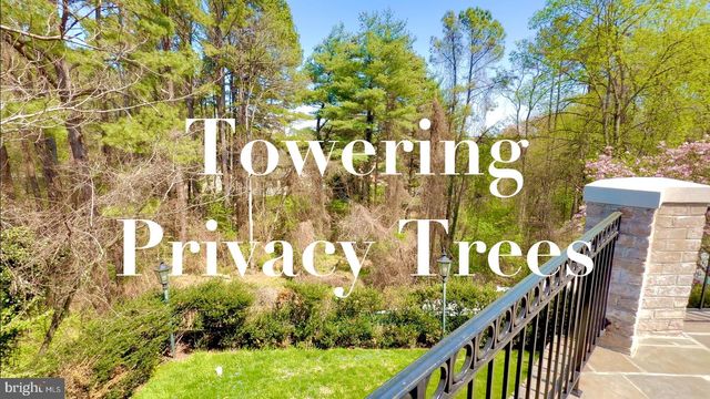 1289 BALLANTRAE FARM DR, Mclean, VA 22101