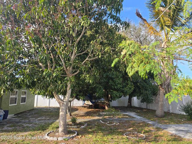 957 Burn Drive NE, Palm Bay, FL 32905