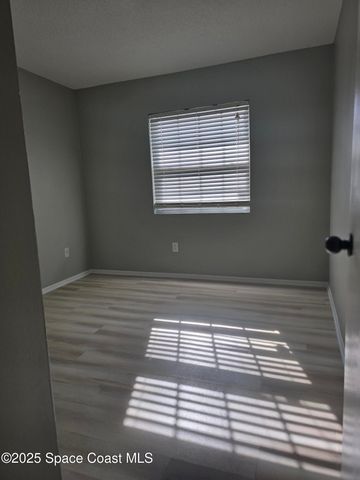 957 Burn Drive NE, Palm Bay, FL 32905