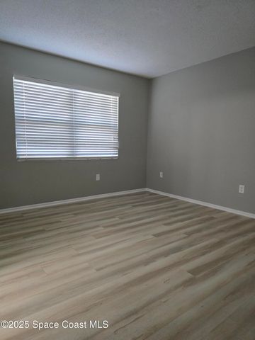 957 Burn Drive NE, Palm Bay, FL 32905