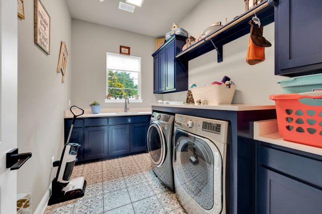 307 Terrace Lane, Cedar Hill, TX 75104